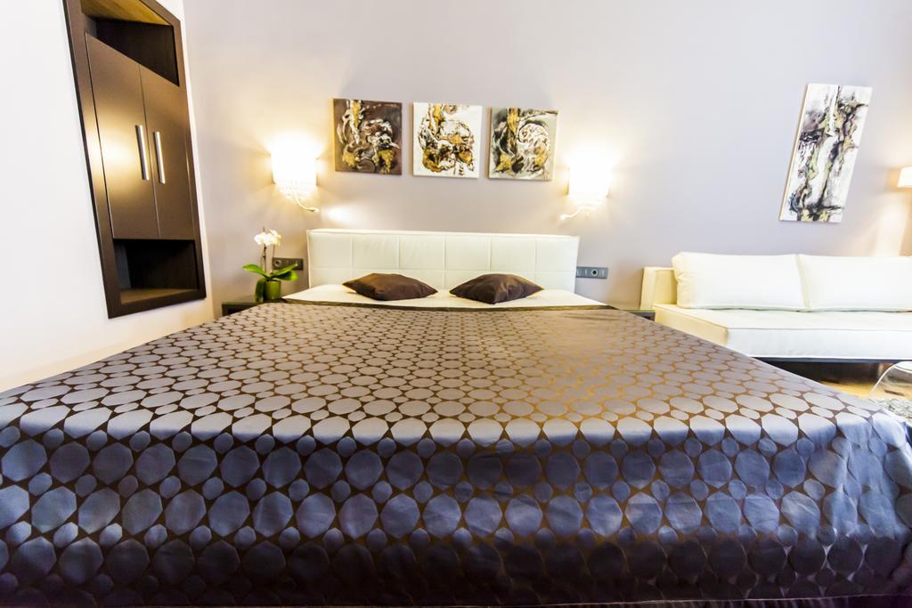 Matei Corvin Deluxe Apartment *